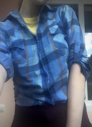 Синя сорочка на ґудзики з комірцем, стильная рубашка на пуговицы с воротником3 фото