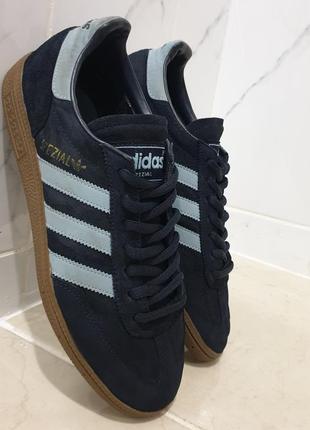 Кроссовки adidas spezial