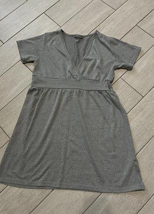 Коротка сукня