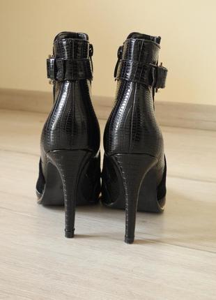 Ботильйони/чобітки/черевики зручні на шпильці fiori spinc4 фото