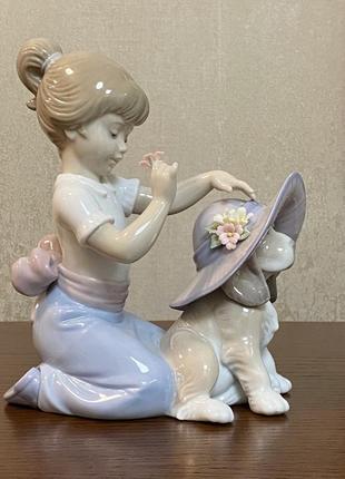 Фарфорова статуетка lladro «елегантний дотик».