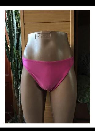 Розовые стринги