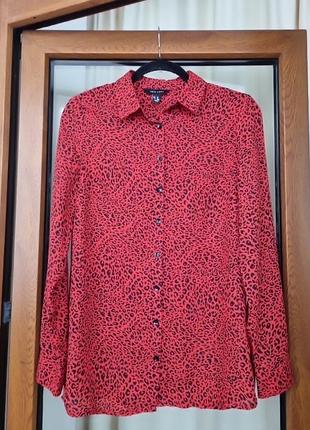 Яскрава сорочка