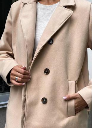 Стильное бежевое женское пальто оверсайз кашемировое женское пальто мини свободное пальто на весну классическое пальто4 фото