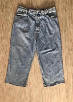 Оригинальные стильные голубые джинсы от bershka, размер 40, укр 48-50