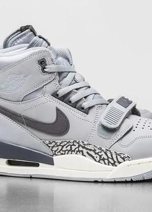 Jordan legacy 312 wolf grey