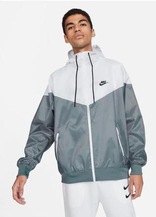 Вітровка чоловіча nike sportswear windrunner оригінал