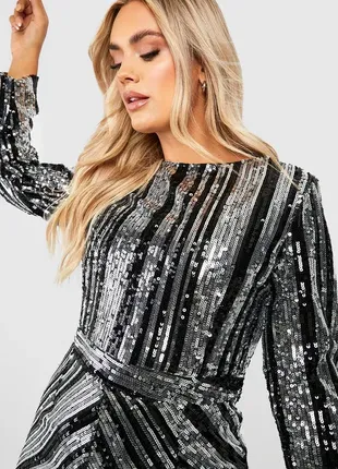 Шикарное платье миди декорироное пайетками