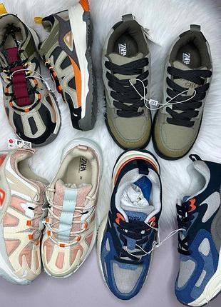 Кросівки зара