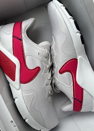 Беговые кроссовки <unk> кроссовки женские nike