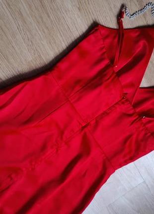 Красное платье с камушками6 фото
