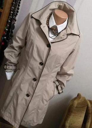 Дизайнерсткий бежевмй тренч плащ