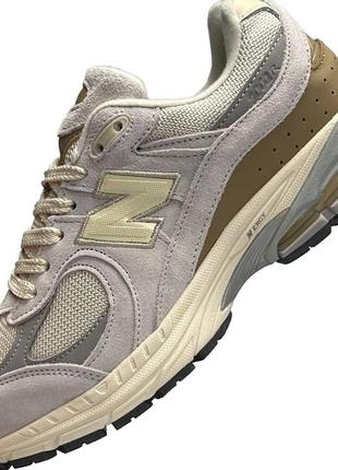 Женские кроссовки new balance 2002r light grey серые повседневные замшевые кросы нью баланс2 фото