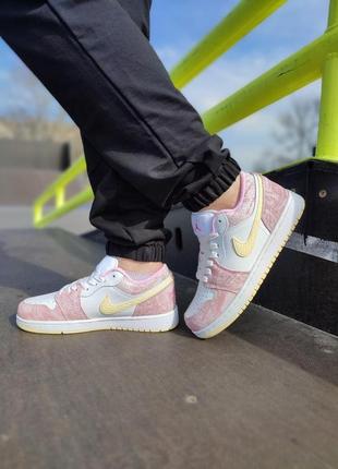 Жіночі кросівки nike air jordan retro 1 low multicolor6 фото