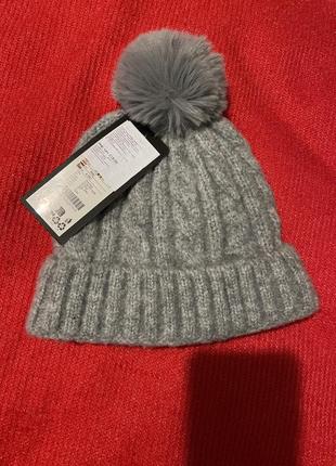 Шапка accessoires 4