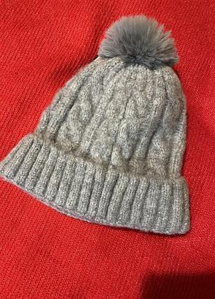 Шапка accessoires