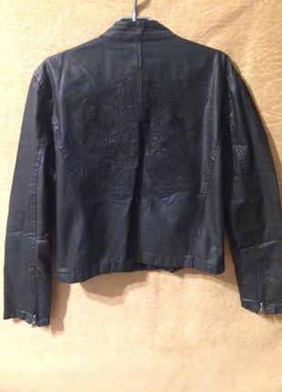 Jeneric jeans куртка с вышивкой байкерская чёрная5 фото