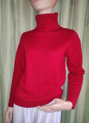 Светр , гольф , світшот жіночий червоний "b.p.c."