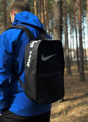 Рюкзаки nike міські чоловічі підліткові, чорний рюкзак найк для футболу, шкільні рюкзаки та портфелі8 фото