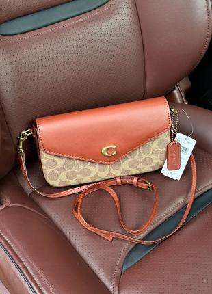 Жіноча сумка 👜 coach women's wyn cross body bag