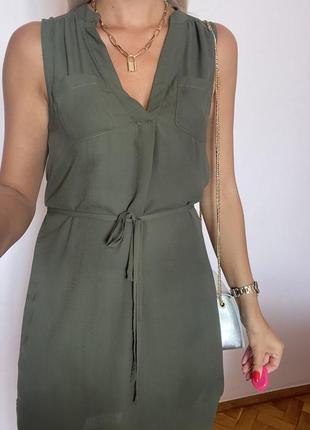 Сукня кольору хакі7 фото