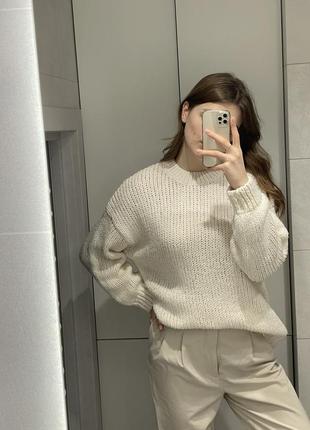 Ніжний білий светр, светр оверсайз, светр з крупної вʼязки6 фото