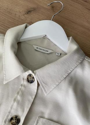 Базовая бежевая рубашка, укороченная рубашка, легкий пиджак бежевый4 фото