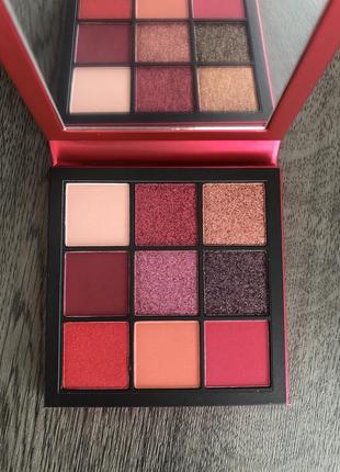 Палетка теней huda beauty ruby obsessions palette3 фото