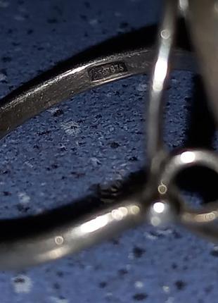 Винтажное серебряное кольцо с натуральным янтарем.3 фото