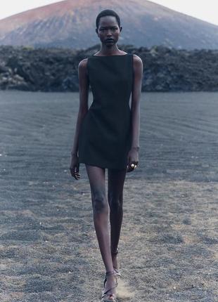 Короткое черное платье с воротником zara new1 фото