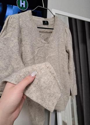 Кашеміровий сіро-бежевий джемпер светр