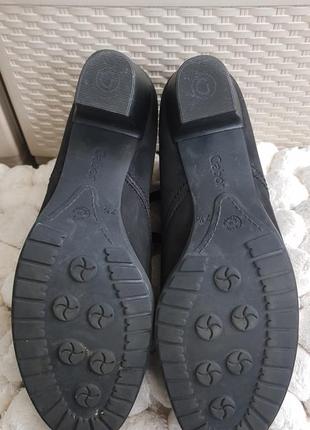 Шкіряні демісезонні черевики чорні ботильйони натуральна шкіра gabor 7.56 фото