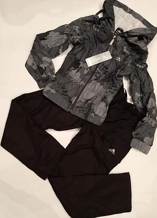 Костюм спортивний на дівчинку