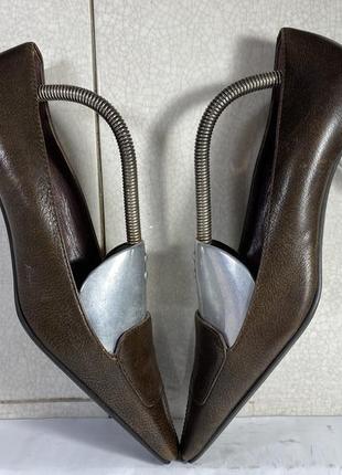 Bally tysse кожаные женские туфли лодочки 38 р 24,5 см оригинал4 фото