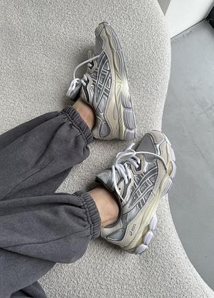 Asics gel-nyc beige/grey 6