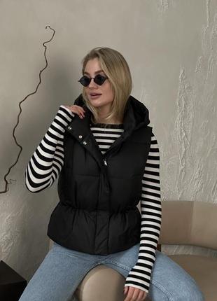 Стильний жилет на весну