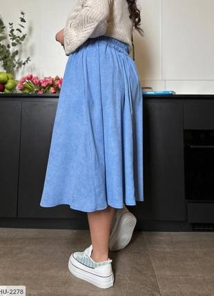 Вельветовая женская юбка ниже колен миди расклешенная с карманами на резинке высокая посадка размеры 50-602 фото