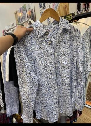 Льняная рубашка uniqlo в цветочный принт5 фото