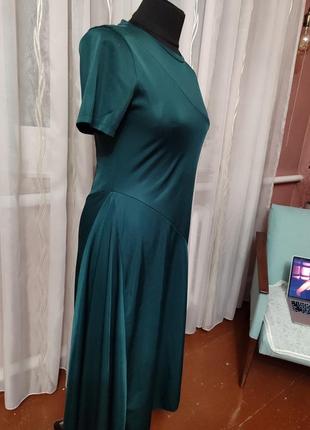 Платье зеленое мини, асимметричное4 фото