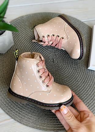 Ботинки на девочку
