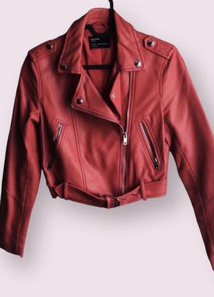 Косуха червона шкіряна куртка bershka xs 🖤 вкорочена шкірянка курточка шкіра