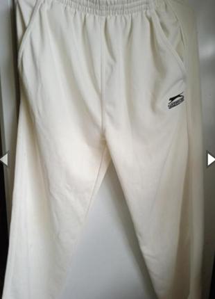 Мужской белый костюм футболка брюки оригинал slazenger9 фото