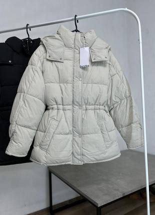 Неймовірна куртка bershka, еко пуховик, парка