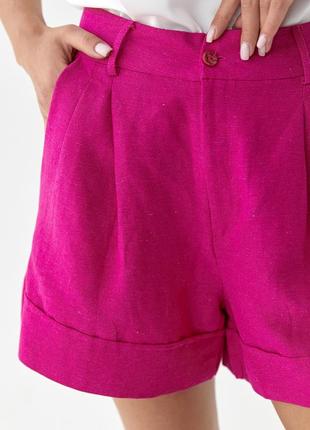 Короткие льняные шорты с отворотом - фуксия цвет, l4 фото