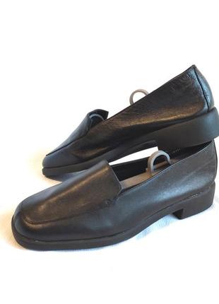 Мокасины женские кожаные черные shoe tailor2 фото