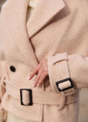Стильное женское демисезонное укороченное пальто косуха2 фото