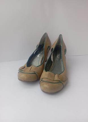 Кожаные туфли от jane shilton4 фото