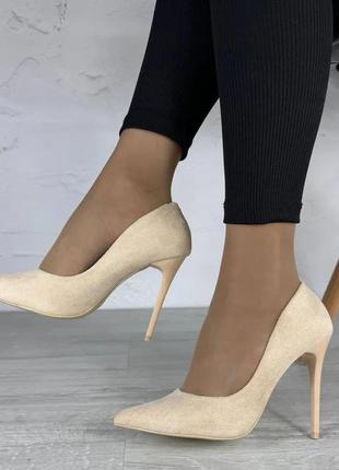 Женские замшевые туфли на шпильке2 фото