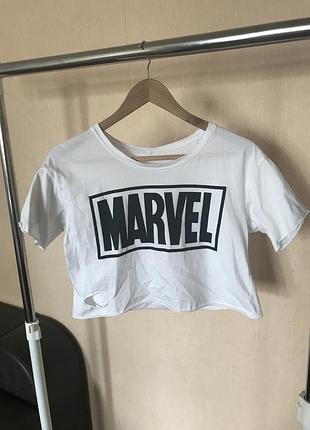 Топ-футболка marvel