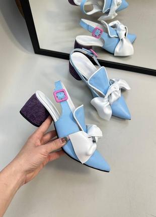 Босоніжки жіночі